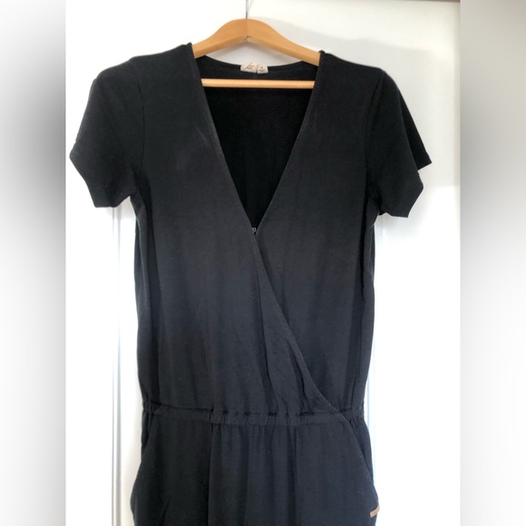 Tentree Blakely Shortsleeve Knit Jumpsuit - Picture 4 of 5